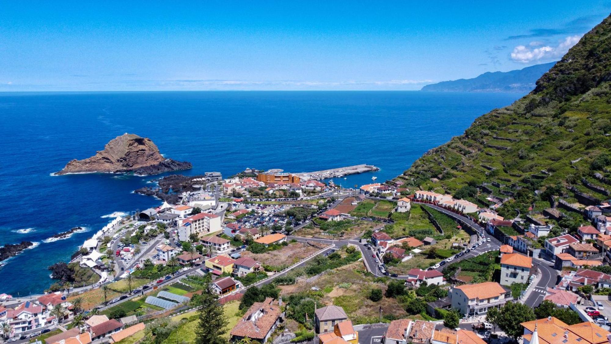 Atlantic Breeze By Atlantic Holiday Apartment Porto Moniz Bagian luar foto