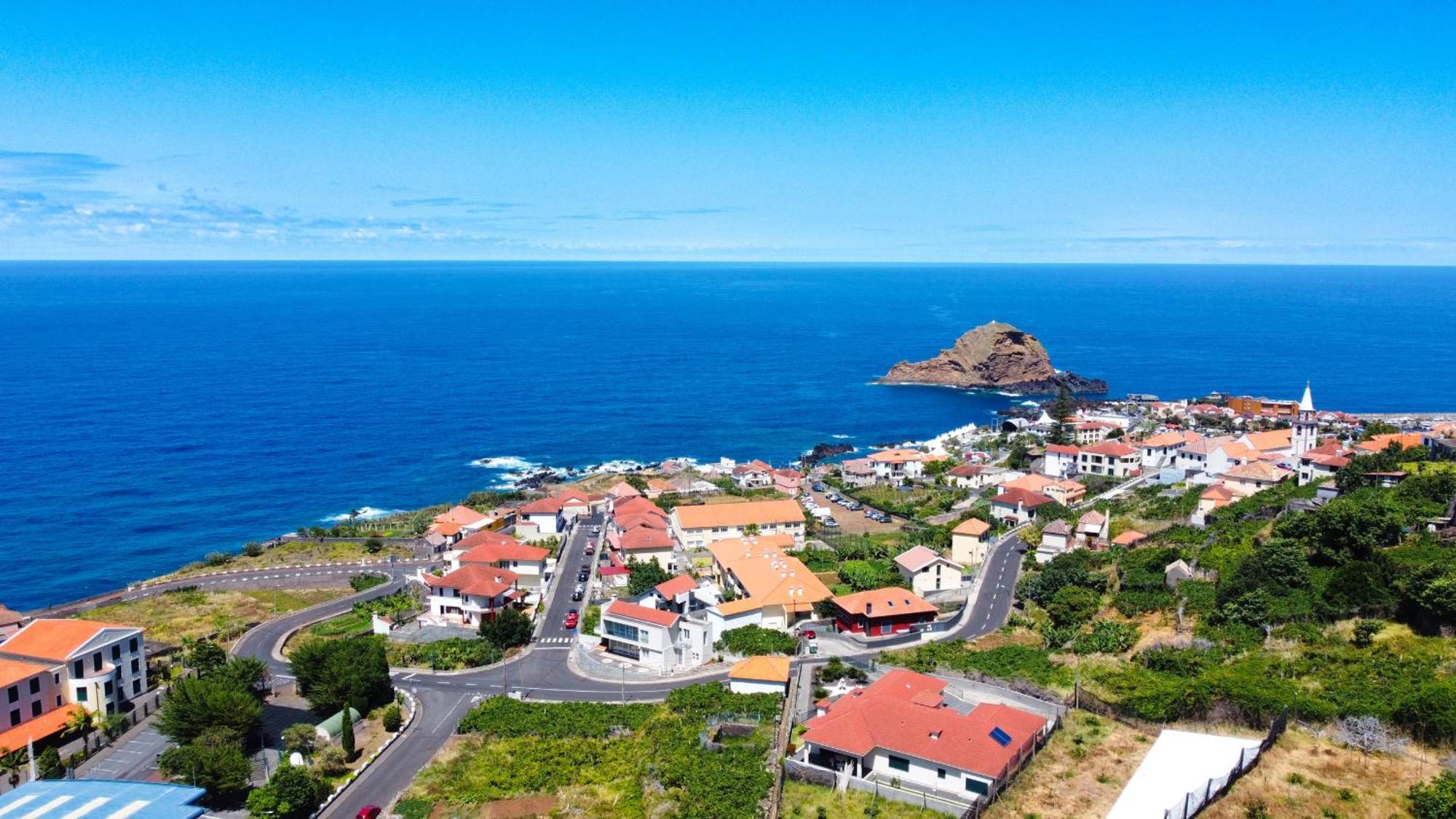 Atlantic Breeze By Atlantic Holiday Apartment Porto Moniz Bagian luar foto