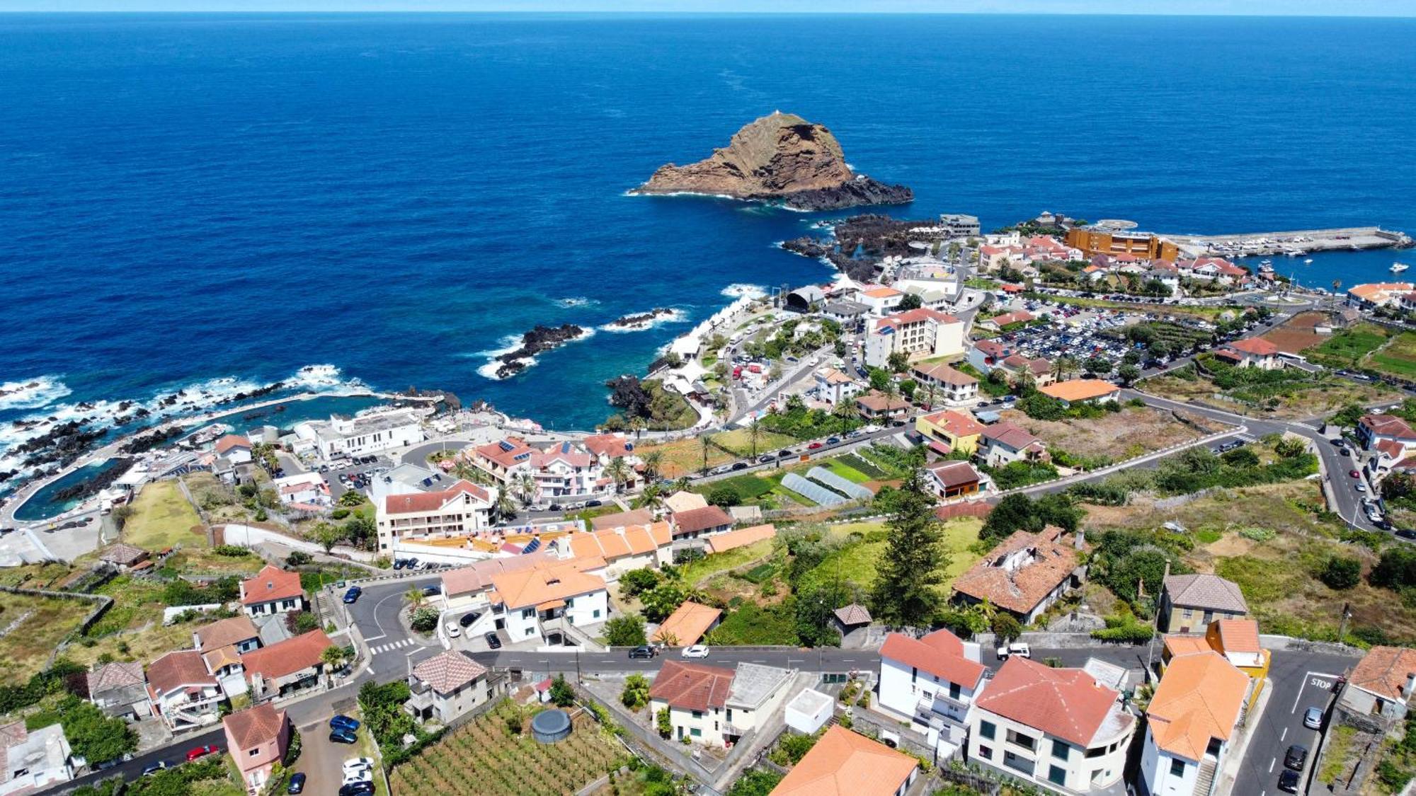 Atlantic Breeze By Atlantic Holiday Apartment Porto Moniz Bagian luar foto